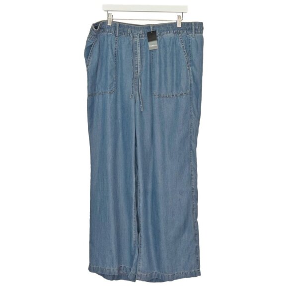 Torrid Blue Chambray High Rise Pull-On Lightweight Jeans - Size 18-20 - NWT - Picture 2 of 6